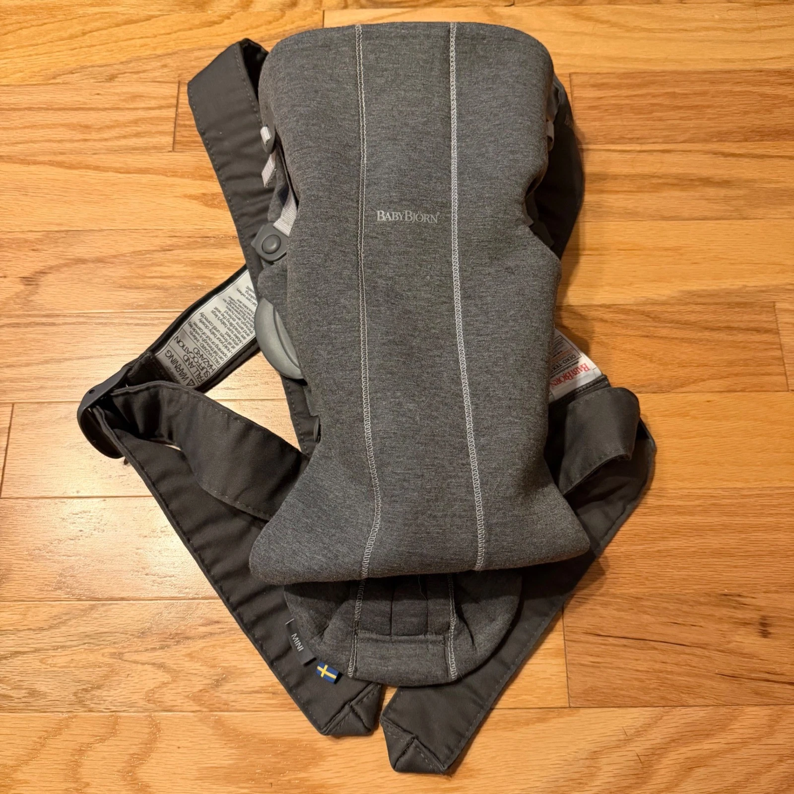 BabyBjörn Baby Carrier Mini Gray Minimalist Ergonomic Infant Newborn Travel