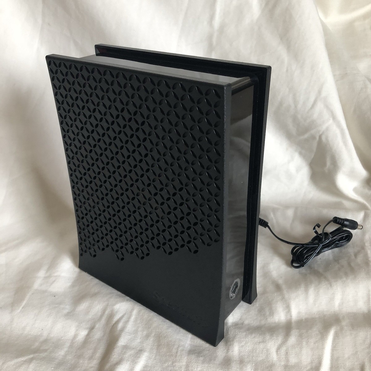 Spectrum EU2251 DOCSIS 3.1 Cable Modem Router Combo Wired-Ethernet