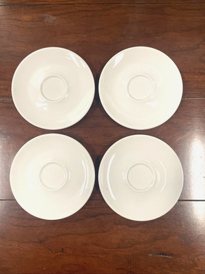 illy 4 Saucers. Fits Cappuccino and Espresso illy Coffee Cups