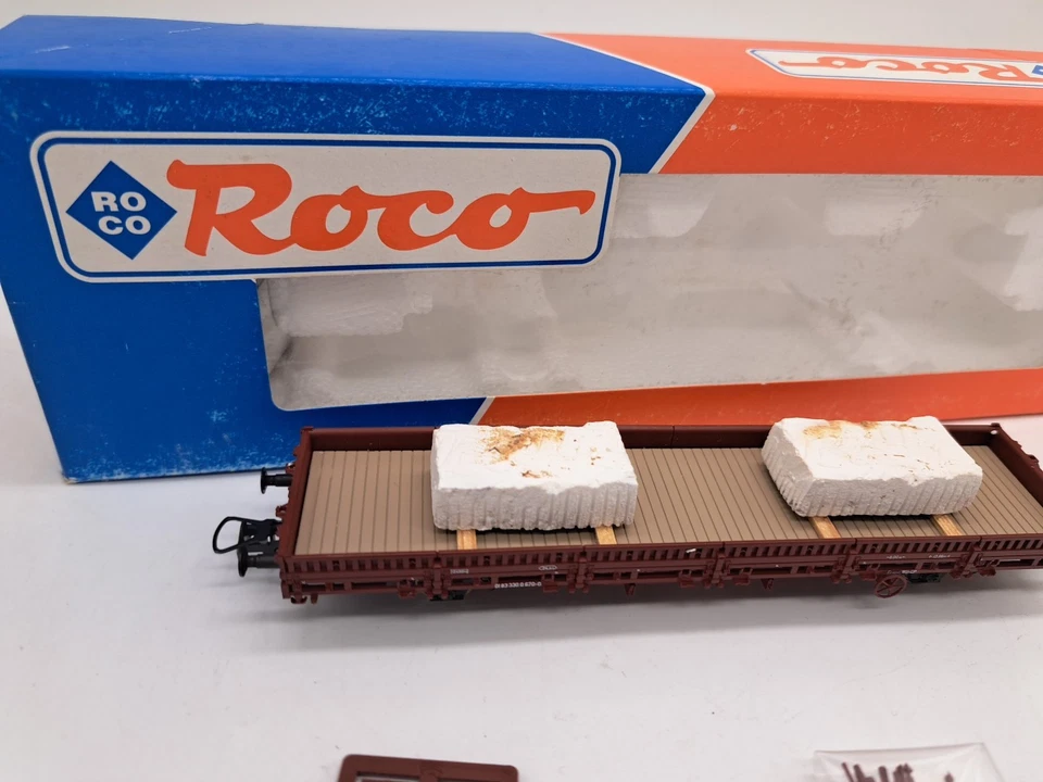 Roco 47626 Tow Truck Flatbed FS Ks With Load Of Two Blocks of Marble - Image 2 of 4