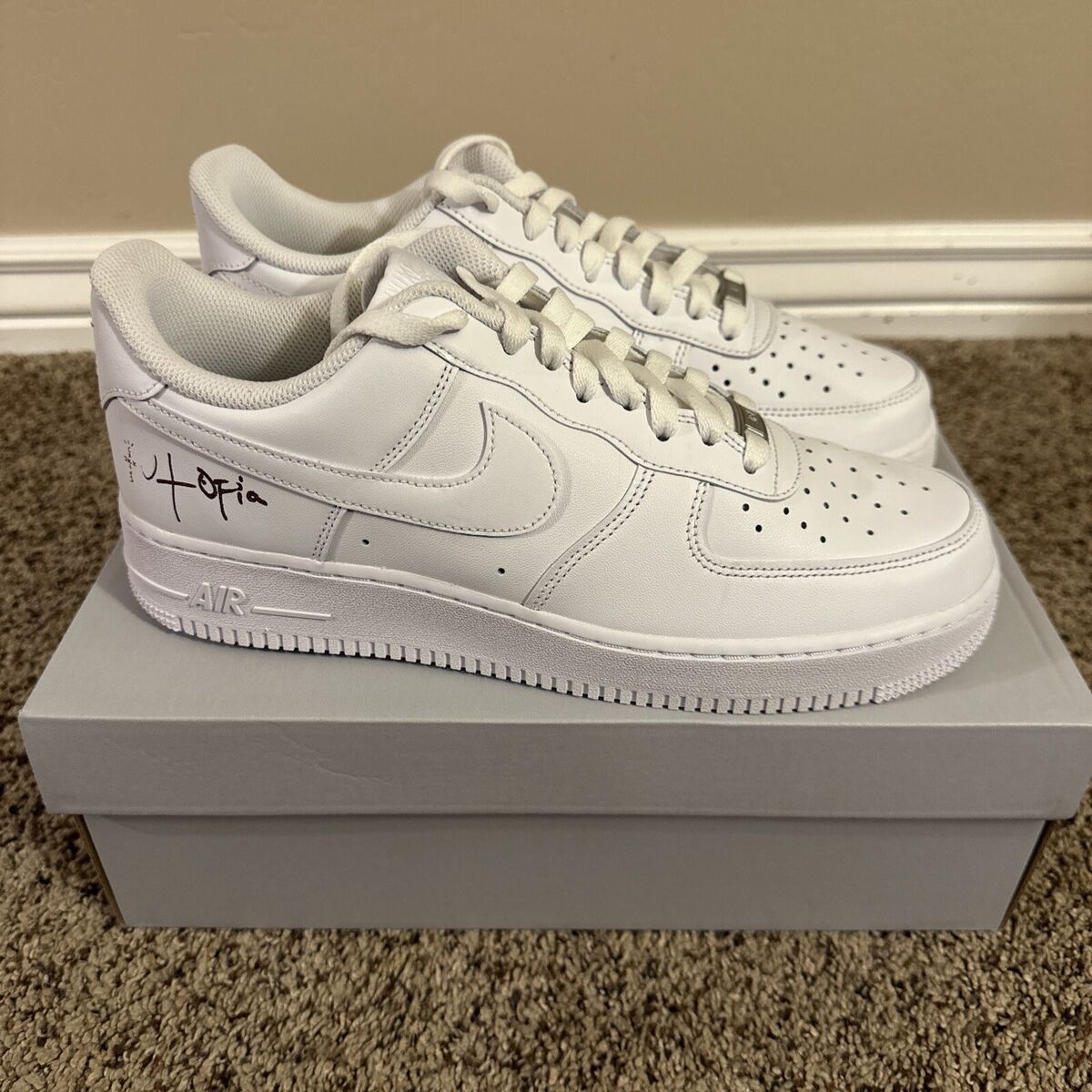 Size 10.5 - Nike Air Force 1 '07 x Travis Scott Low Utopia Size 10.5 - Nike Air Force 1 '07 x Travis Scott Low Utopia