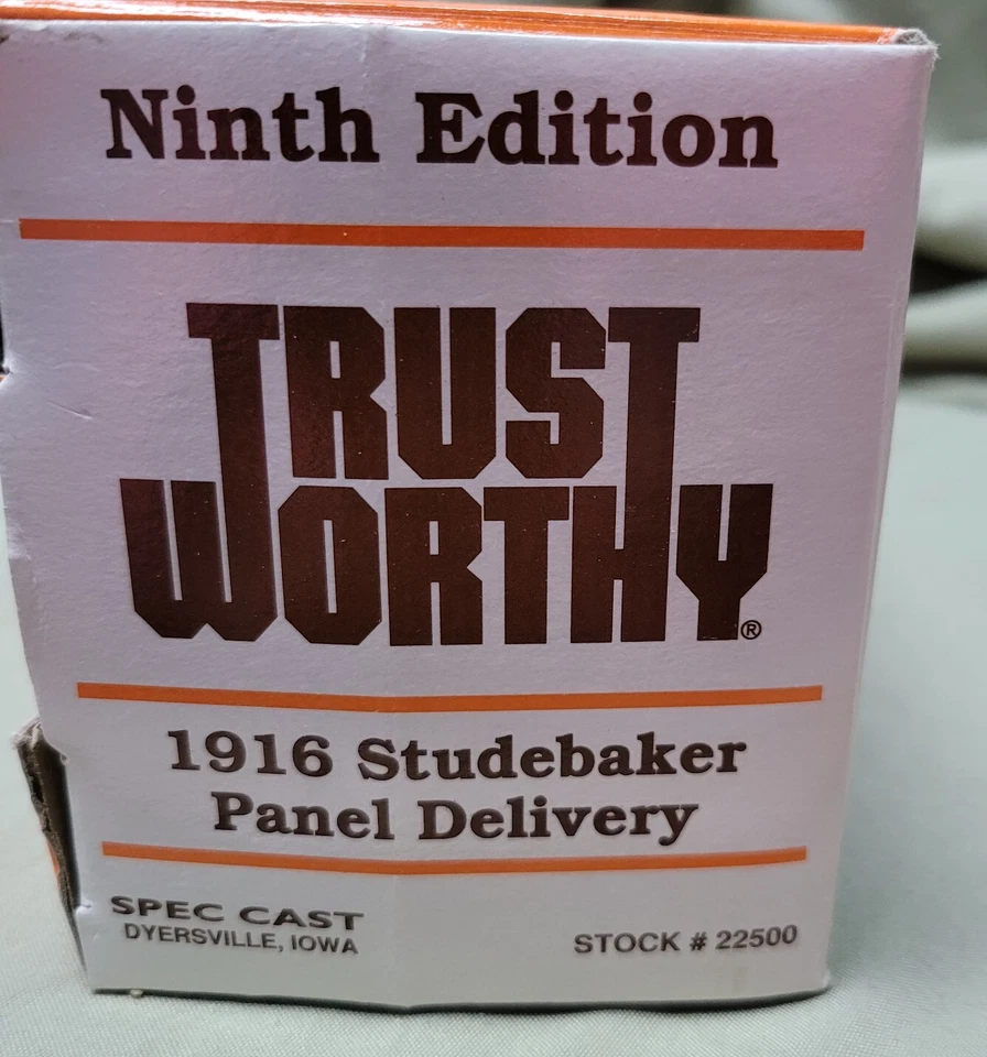 Vintage Trustworthy Hardware 1916 Studebaker Panel Delivery Truck bank w/key - Image 4 of 4