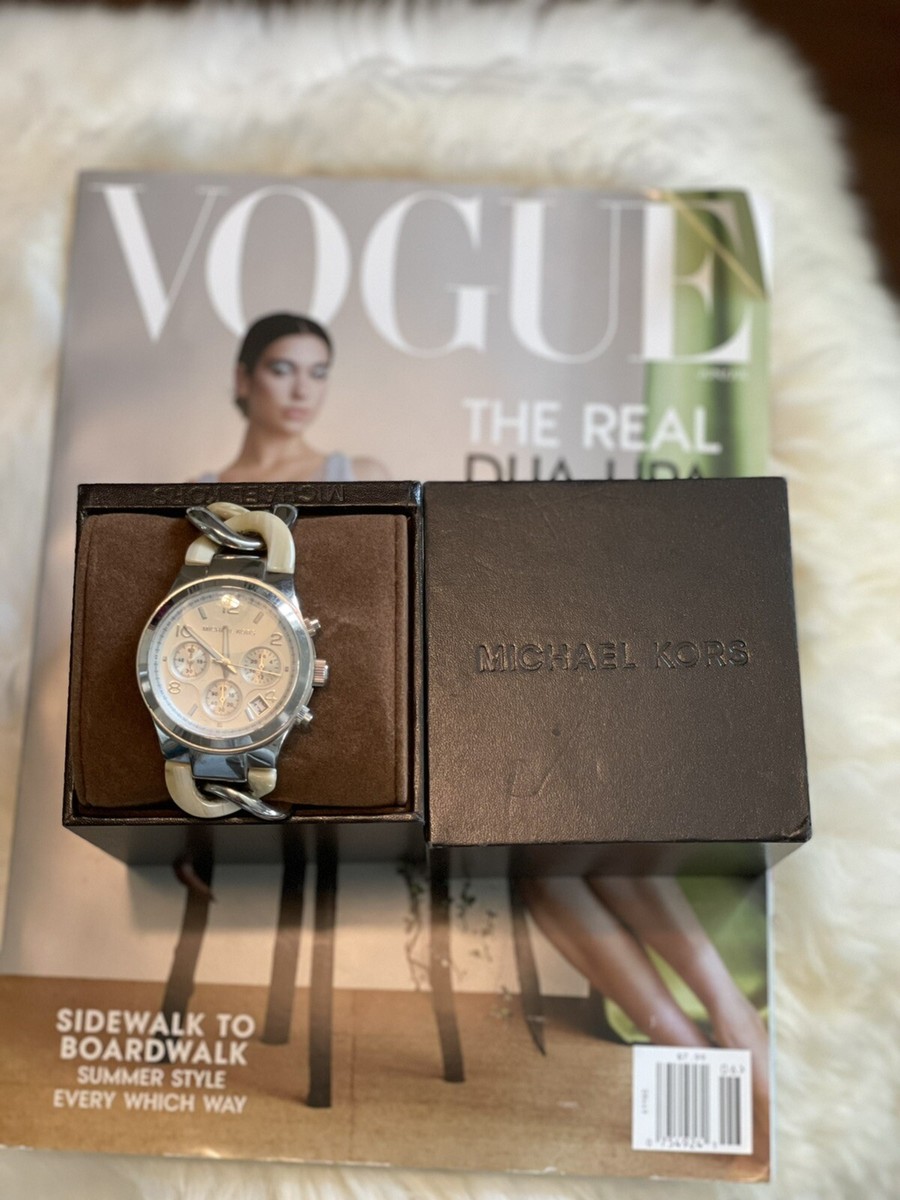 Michael Kors Runway Twist Chronograph Silver Dial Women display picture 1