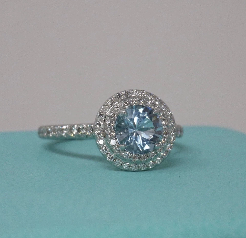 Anillo de compromiso Tiffany & Co. Soleste platino aguamarina diamante redondo 1,93 quilates Foto 2 de 4