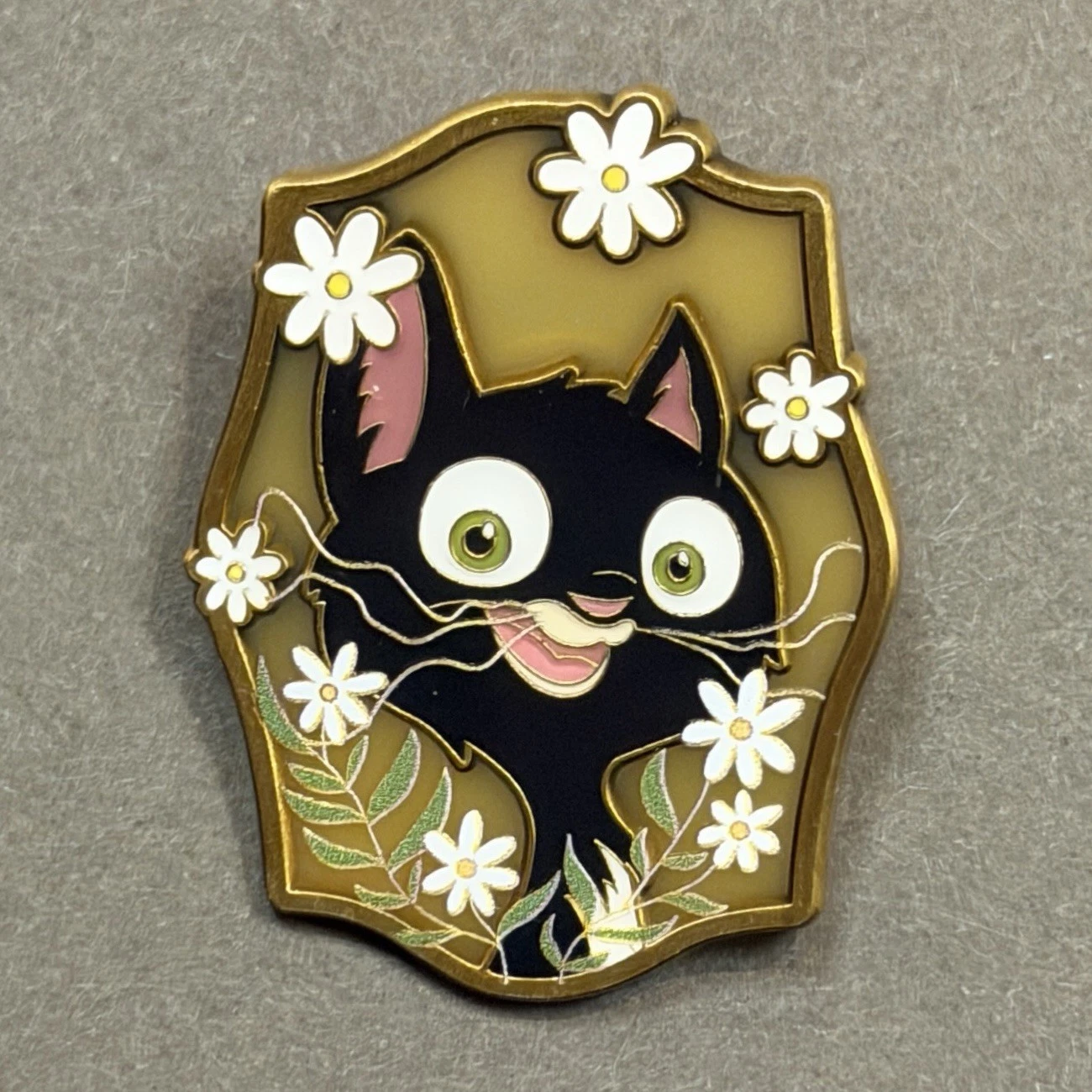 Loungefly Disney Cats Floral Stained Glass Portrait Blind Box Pin Mittens Bolt