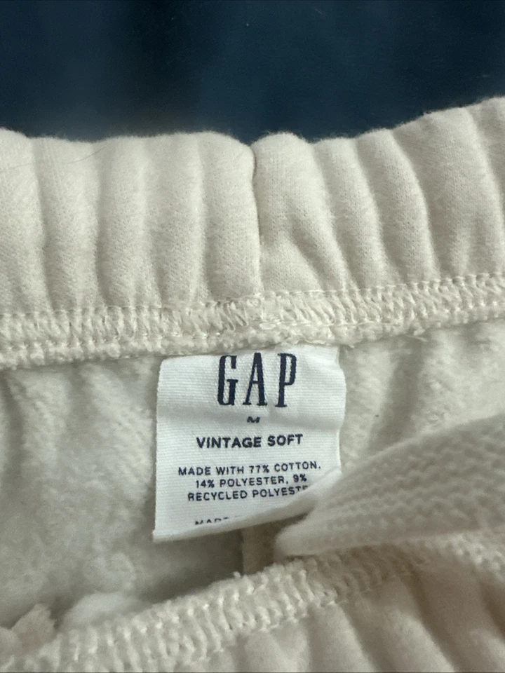 GAP Sweatpants/Cream/ Size M Excellent Condition - Image 3 of 3