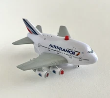 Daron Pull Back Airplane Toy - Air France Airlines