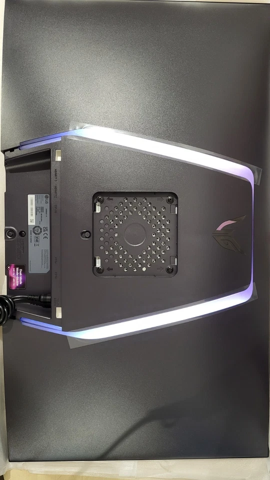 LG Electronics 32GS95UX-B UltraGear 4K-UHD Gaming OLED-Monitor 32" _13.2_2 - Bild 2 von 4