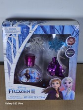 Disney Frozen 2 - Fragrance Perfume Spray - 2 Hair Clips - Key Ring