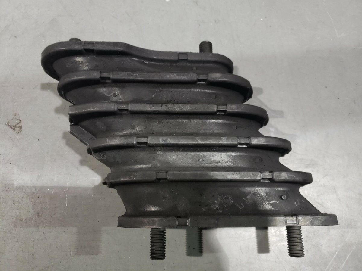 One Pair Hendrickson Haulmaax 400 Bolster Springs Wear Plate 64179