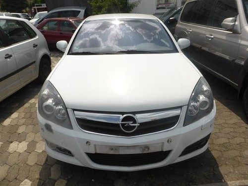 Opel Vectra C 3.0CDTi Sicherungskasten Sicherung 13205778 entheiratet - Picture 7 of 8