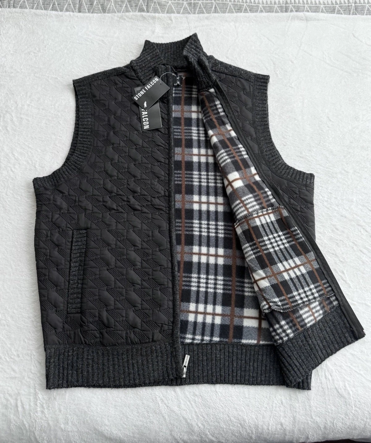 New Stone Falcon Black Quilted Full Zip Fleece Lined Sweater Vest Medium