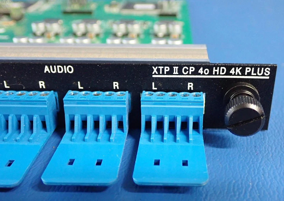 EXTRON XTP II CP 4O HD 4K PLUS 4-Output, 4k/60 HDMI w/ Stereo| 70-1113-01 - Image 2 of 4