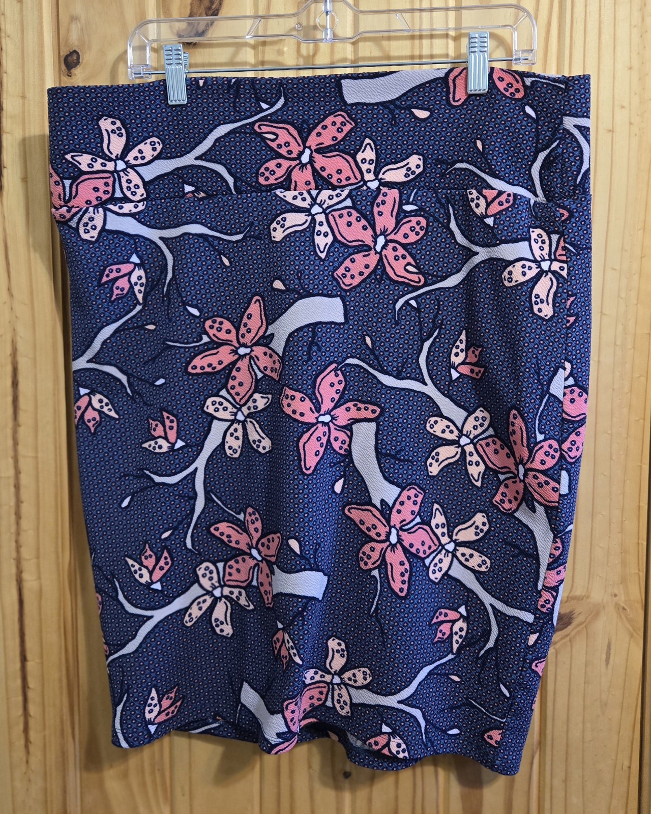 LuLaRoe Women's Cassie Skirt Size XL Pink And Blue Floral Print