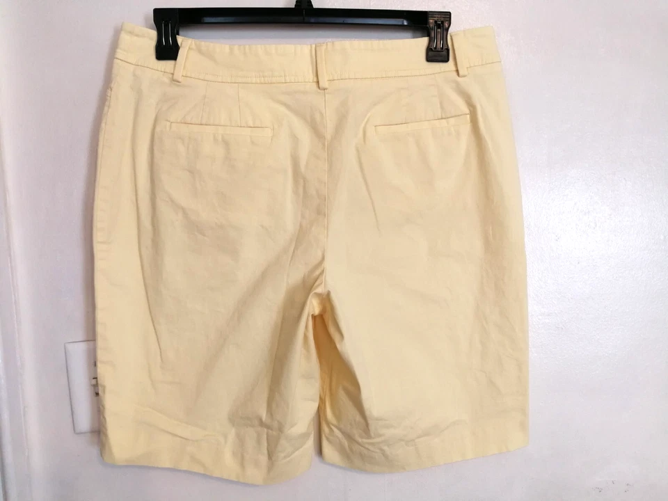 Pantalones Cortos Talbots Mujer 14 Bermudas Amarillas Chino Caqui Bolsillos Elastizados Playa Informales Foto 3 de 4