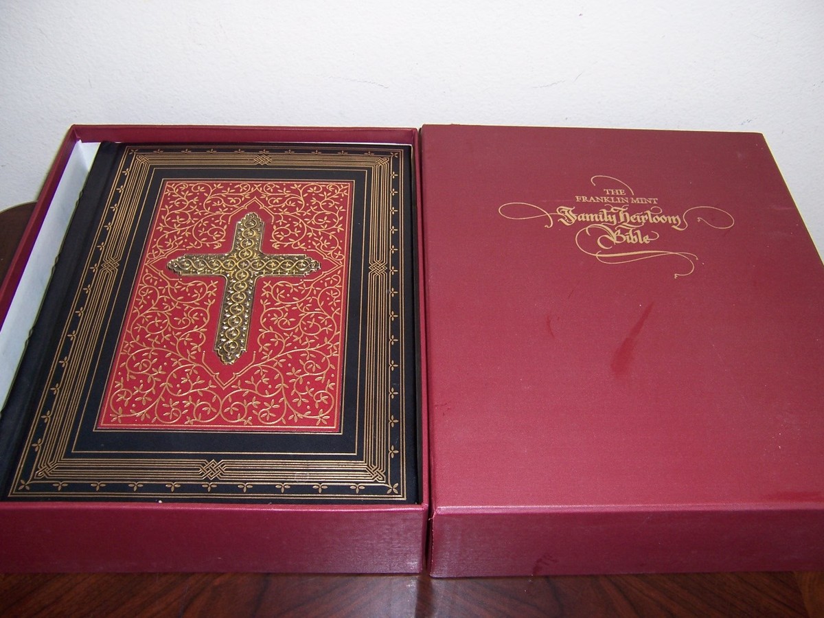 Franklin Mint Library THE HOLY BIBLE King James Version - Queen