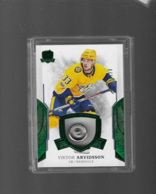 2017-18 Upper Deck The Cup Button Emerald /3 #47 VIKTOR ARVIDSSON CARD