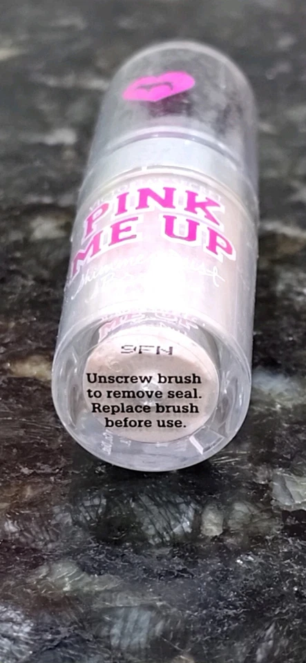 Victoria's Secret PINK ME UP Brillo Cepillo para Polvo 1.7g Blanco Plata Resaltado Foto 4 de 4