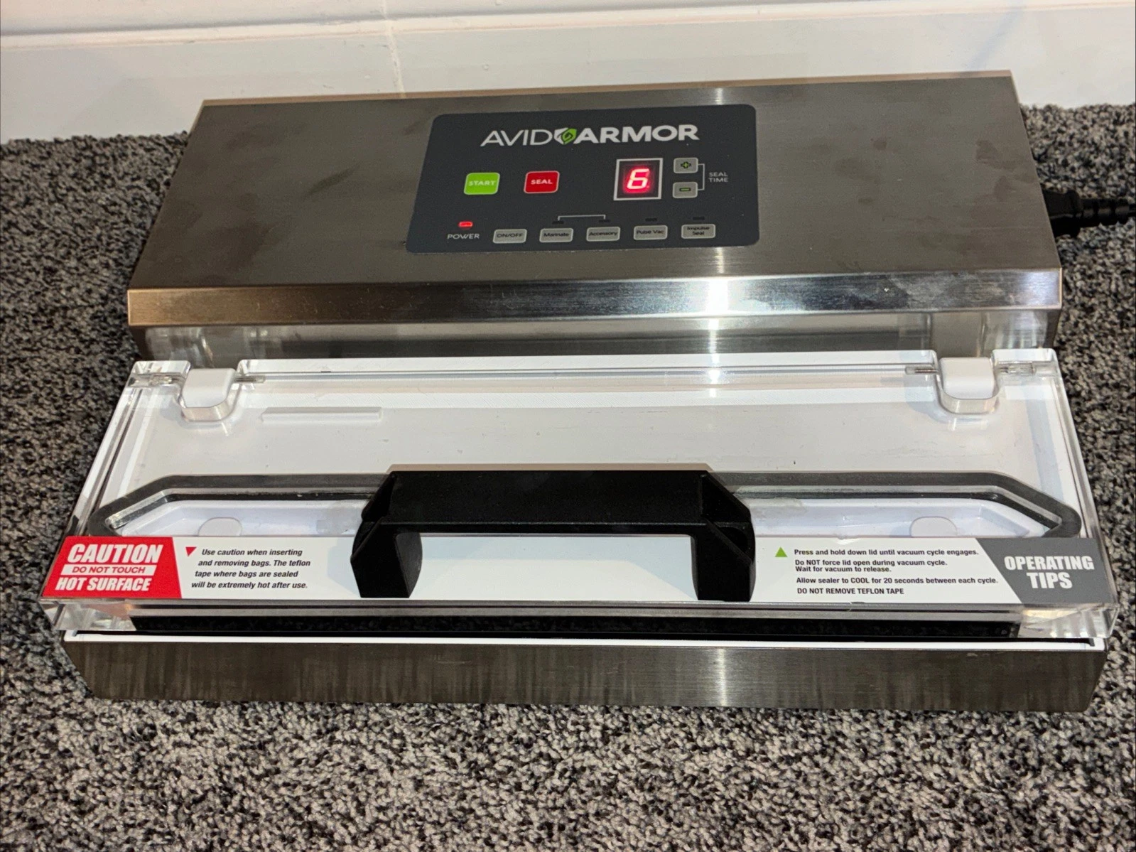 AVID ARMOR A100 STAINLESS STEEL SUCTION VACUUM SEALER FOOD SAVER CLEAN+
Opens in a new window or tab