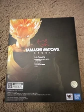 Tamashii Nations Store EXCLUSIVE Dragon Ball Z Super Saiyan Goku Z Fighters