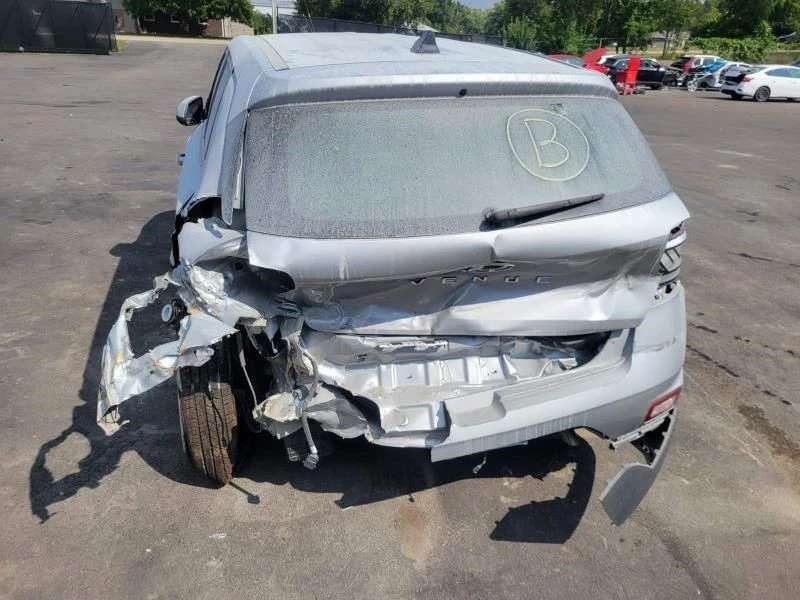 Espejo retrovisor interior HYUNDAI VENUE 2019-2022 OEM 851013X100  Foto 4 de 4