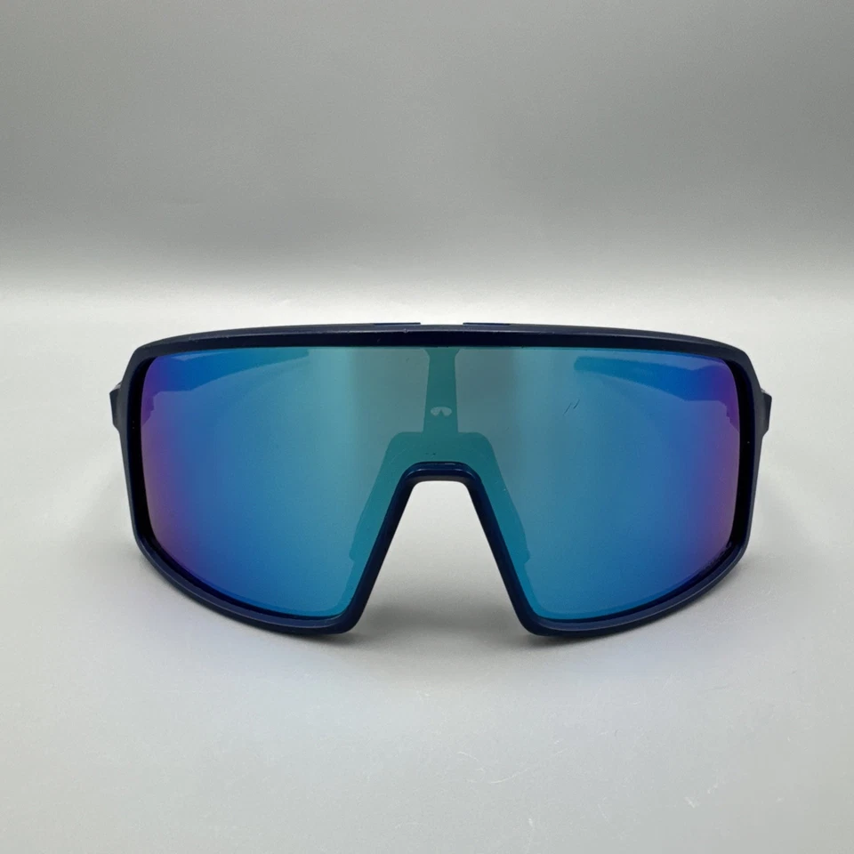 Oakley Sutro S Sunglasses Prizm Lens Blue Frame USA L OO9462-0228 W/ Case + Bag - Image 3 of 4