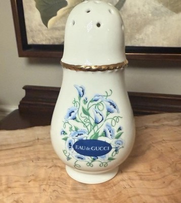 EAU de GUCCI Vintage Porcelain Floral Dusting Powder Shaker Jar Blue Vanity Dust