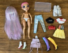 Rainbow High Avery Doll, Styles Fashion Studio, Wig, Clothes  Accessories