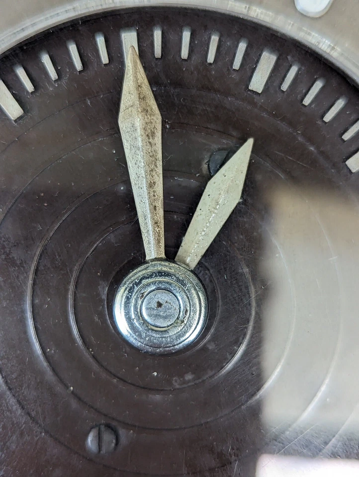 Reloj Cadillac Serie 61, 62, 63, 60 Especial 1943 1944 1945 1946 1942 Foto 3 de 4