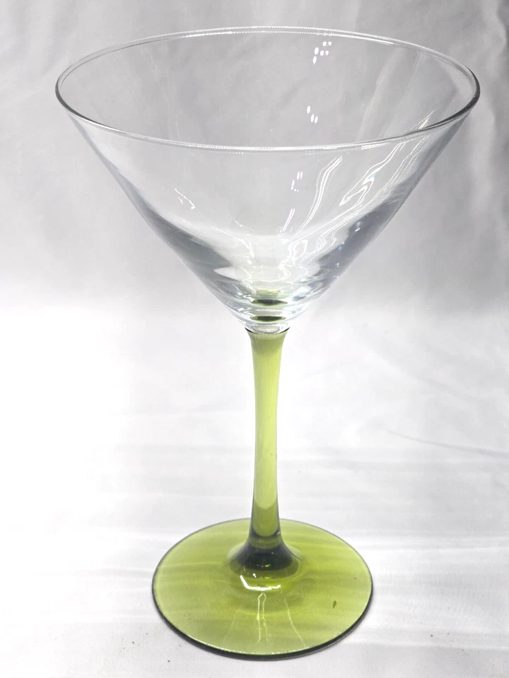 CRISTAL D'ARQUES 7.375" Martini Margarita Vaso VERDE OLIVA - Juego de 4 Foto 3 de 4