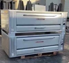 Blodgett 1060 Double Deck Pizza Oven – Gas or Propane – – refurbished