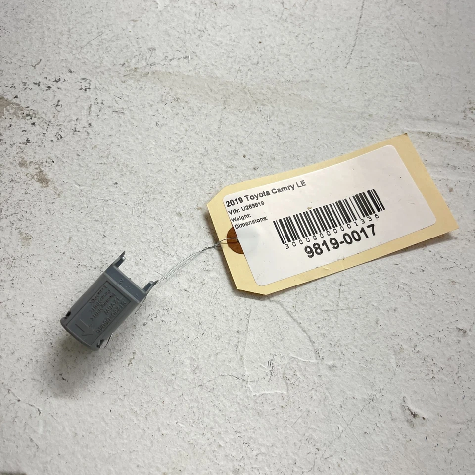 Toyota Camry Avalon Sienna 2007-2021 puerta cortesía lámpara luz carcasa base OEM Foto 2 de 4