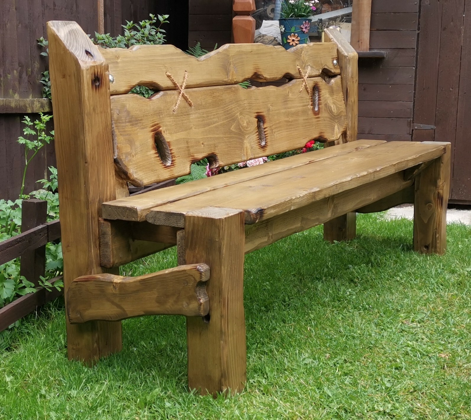 Superb Solid Teak Reclaimed Cartwheel Wagon Wheel Garden Bench For Sale Ebay