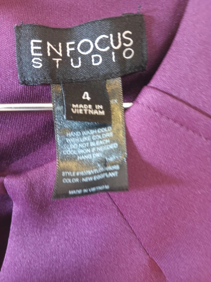 Vestido Enfocus Studio Talla Cuatro Dorado Tachonado Cintura Imperio Sin Mangas Púrpura Foto 3 de 4