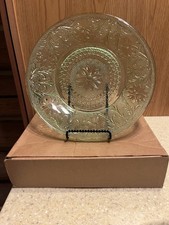 Indiana Glass Tiara Chantilly Green Sandwich Pattern Dinner Plate 10¼" — listing 4