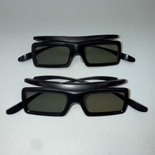 2 Samsung 3D Active Glasses SSG-3050GB Accessory for Smart TV - Powers On