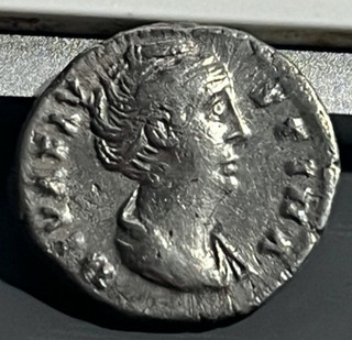 Cincin19 Bonito Denario de FAUSTINA Madre.pesa 3 40gr