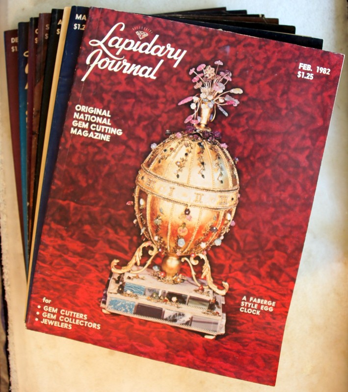 LAPIDARY JOURNAL MAGAZINE, LOT OF 8, 1982 CUTTING, JEWELRY, MINERALS