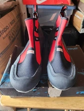 Men’s 5.10 neo playboat shoes stealth rubber soles size 13