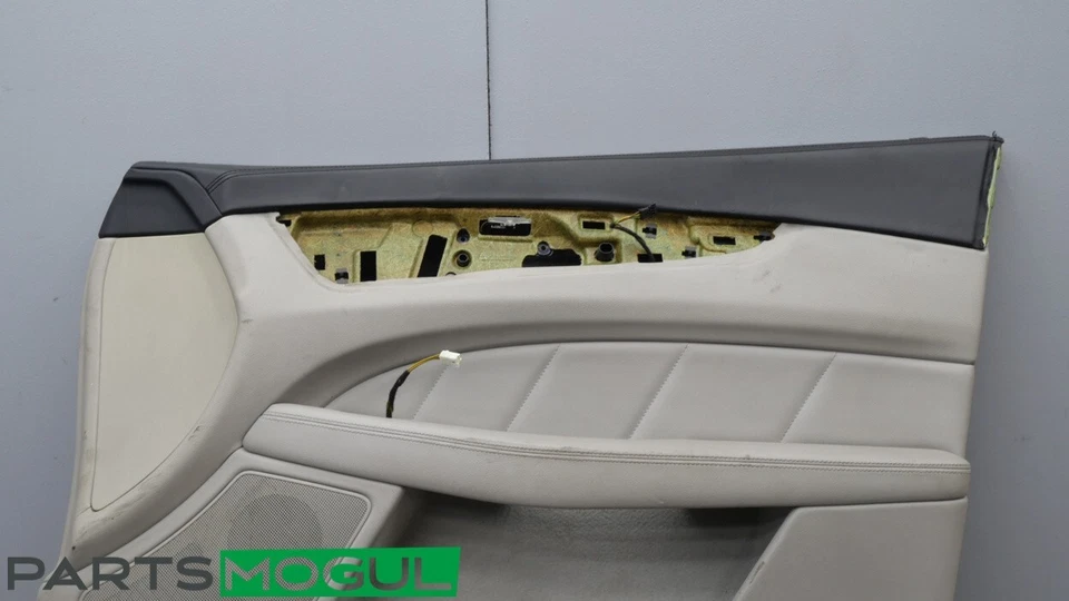 Mercedes Benz CLS550 2012-2018 pasajero derecho interior panel de puerta OEM Foto 2 de 4