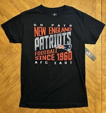 New England Patriots TShirt Men's Size Medium Angled Short Sleeve Tee Cotton Nwt