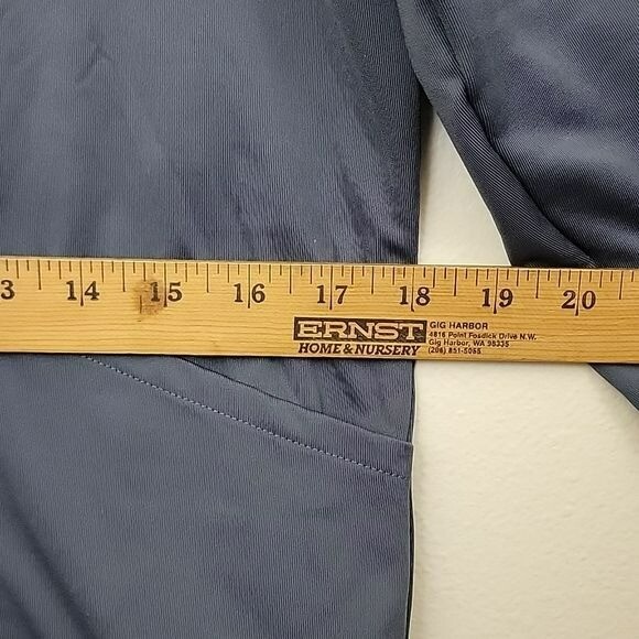 SB Performance Gray Lightweight Zip Jacket M - image 12