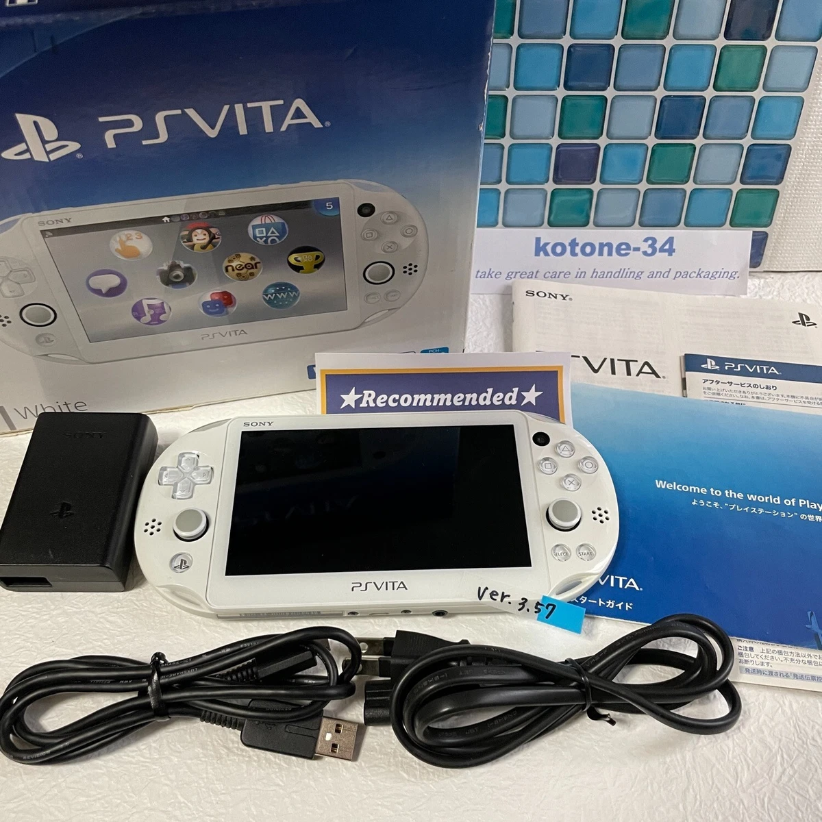 PS Vita Console White PCH-2000 FW ver. 3.57 Charger BOX Sony 