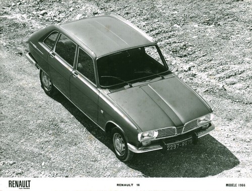 PHOTO PRESSE ANCIENNE tableau de bord voiture automobile Renault 16TS
