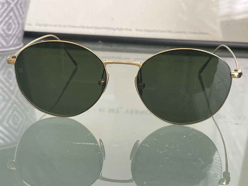 Gafas de sol Linda Farrow Mayne ovaladas en oro amarillo LF33C4 Foto 4 de 4