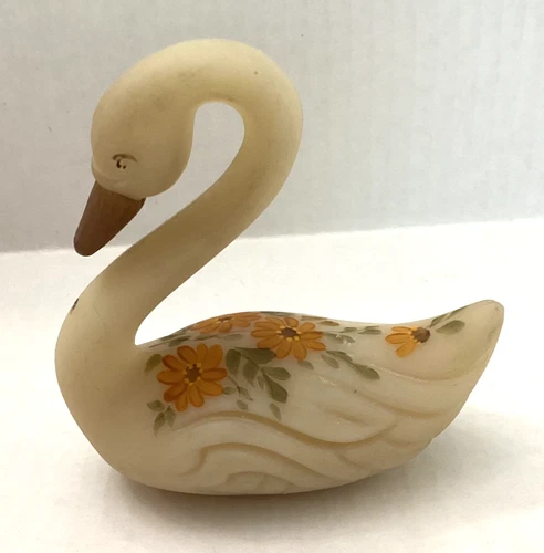VTG 70s FENTON Custard Satin Glass Swan w/ Daisies Figurine Signed