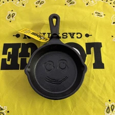 Lodge mini 3.5" EggHead Egg Face skillet Limited 