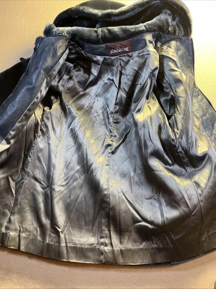 Abrigo de piel sintética Jordache vintage azul suave con capucha años 70 80 M? Forrado satinado EE. UU. Foto 3 de 4