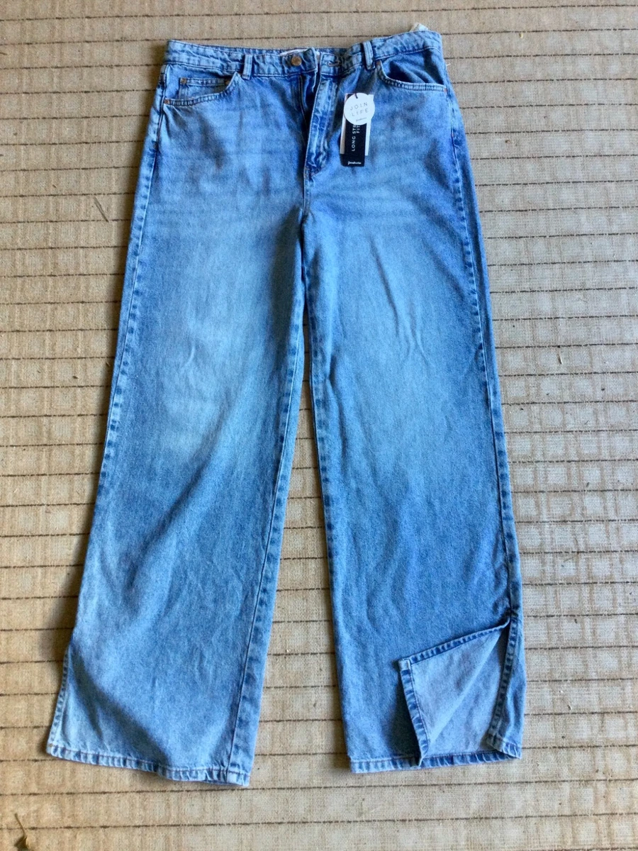 Women s Stradivarius jeans size 16 44 long. Loose fit. Soft