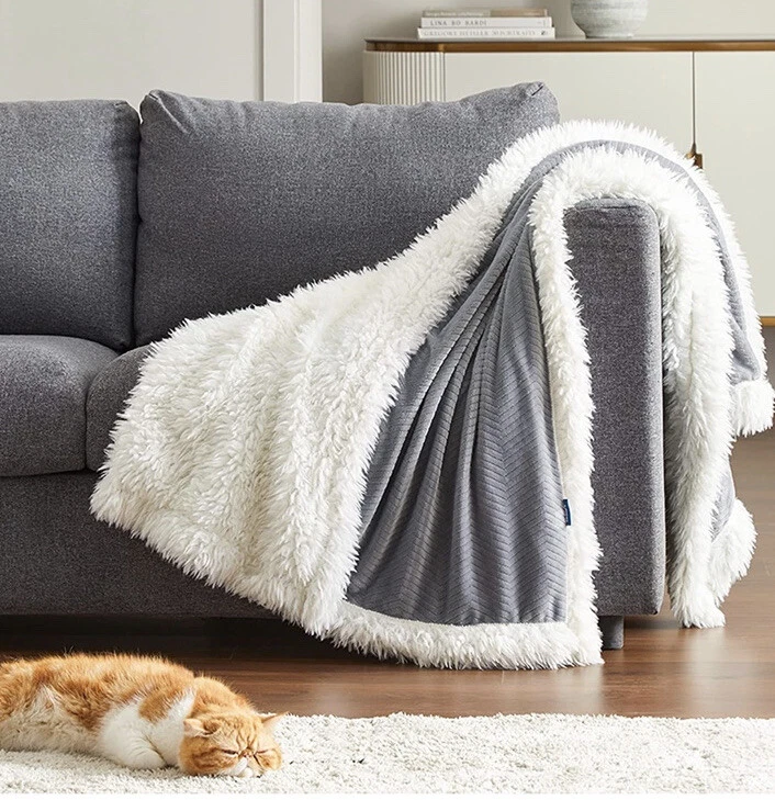 Bedsure Sherpa Fleece Throw Blanket for Couch / Bed Thick Fuzzy Warm Soft  Grey | eBay